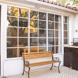 Apartamento Almirante24 - With Garden - Ajuda Palace & Royal Treasure Museum, Lisboa